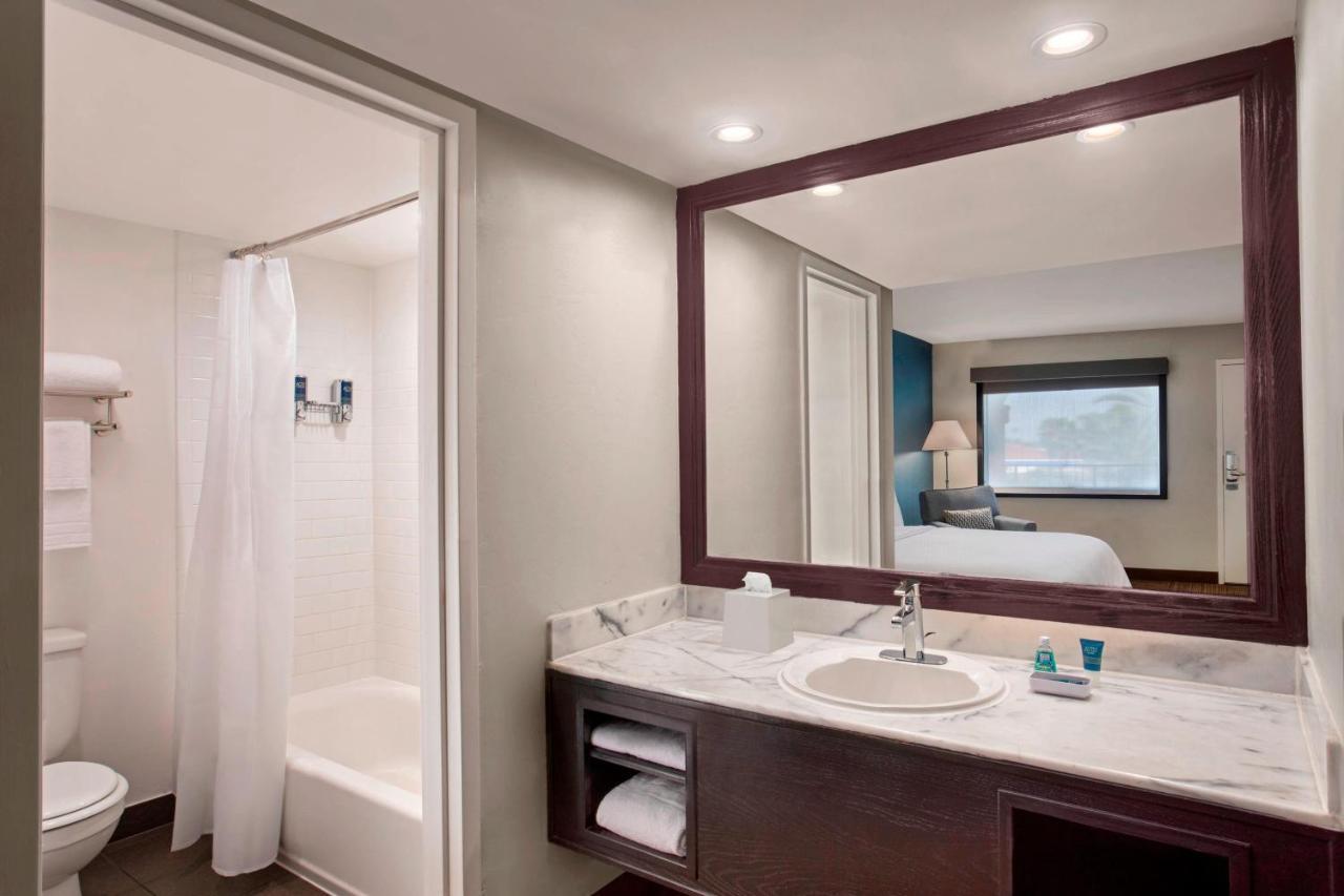 โฟร์ พอยต์ บาย เชอราตัน แอนาไฮม์ Hotel ภายนอก รูปภาพ